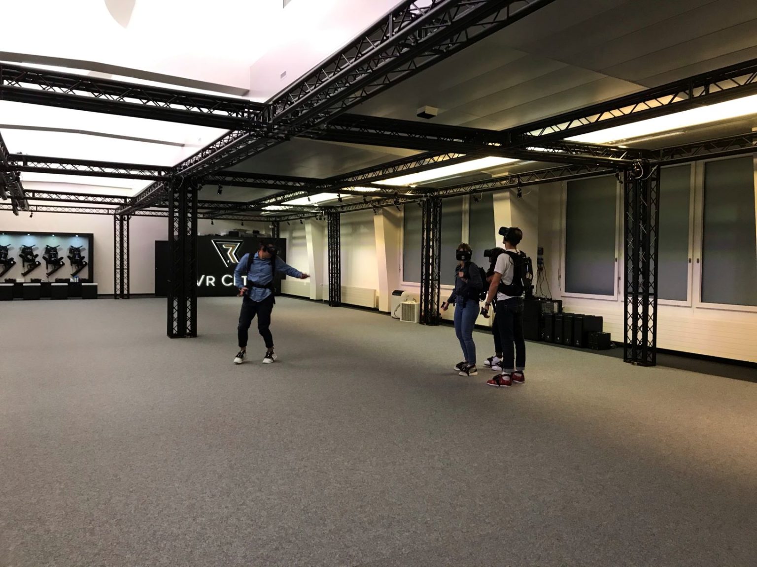 Zu Besuch in der VR City in Zürich Schweizer Virtual Reality News